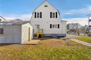 15 Redfern St, North Providence, RI 02911 - Photo 27