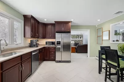 117 Moccasin Trail, Cranston, RI 02921 - Photo 11