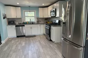 39 Kiley St, North Providence, RI 02911 - Photo 5