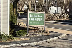 36 Cowesett Ave, West Warwick, RI 02893 - Photo 3