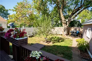 21 Madison St, Warwick, RI 02888 - Photo 3