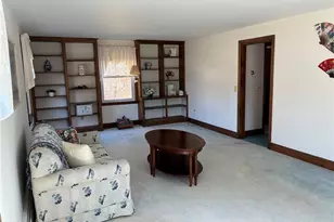 2 Woodcrest Dr, Cumberland, RI 02864 - Photo 5