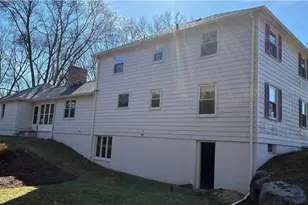 2 Woodcrest Dr, Cumberland, RI 02864 - Photo 49