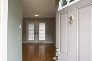 2840 Hartford Ave, Johnston, RI 02919 - Photo 3