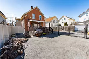 217 4th Ave, Woonsocket, RI 02895 - Photo 29