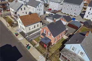 217 4th Ave, Woonsocket, RI 02895 - Photo 33