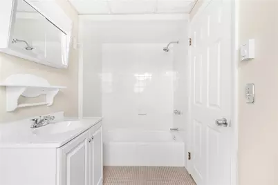 3421 Pawtucket Avenue #2, East Providence, RI 02915 - Photo 11