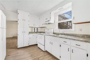 3421 Pawtucket Ave, East Providence, RI 02915 - Photo 9