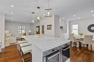 68 Roseneath Ave, Newport, RI 02840 - Photo 7