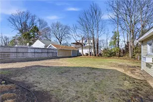 220 Vincent Ave, East Providence, RI 02914 - Photo 23