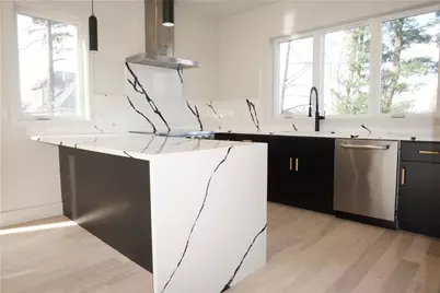 152 Colonial Road, Providence, RI 02906 - Photo 15