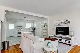 27 Thames St, Newport, RI 02840 - Photo 1