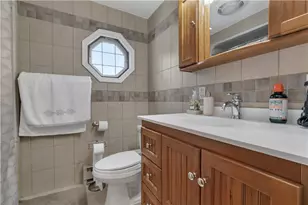 64 Julia St, Cranston, RI 02910 - Photo 19