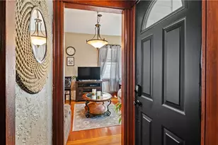 27 Shafter St, Providence, RI 02909 - Photo 5