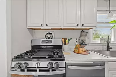 150 Greenmeadow Circle, North Kingstown, RI 02852 - Photo 13