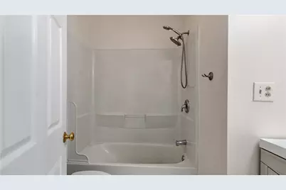 16 Homestead Avenue, Johnston, RI 02919 - Photo 15