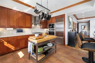 341 Thames St, Bristol, RI 02809 - Photo 13