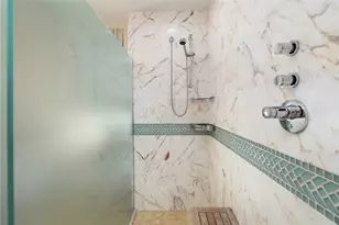 341 Thames St, Bristol, RI 02809 - Photo 23