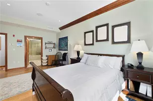 341 Thames St, Bristol, RI 02809 - Photo 31