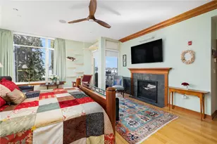 341 Thames St, Bristol, RI 02809 - Photo 21