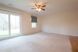 7 Gray Coach Ln, Cranston, RI 02921 - Photo 13