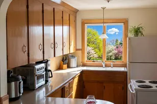 479 Logee St, Woonsocket, RI 02895 - Photo 5