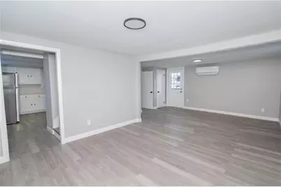 670 Putnam Pike, Smithfield, RI 02828 - Photo 7