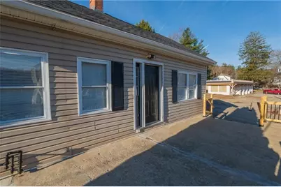 670 Putnam Pike, Smithfield, RI 02828 - Photo 3