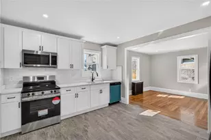 1002 Charles St, North Providence, RI 02904 - Photo 11