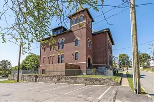 72 Kendrick Ave, Woonsocket, RI 02895 - Photo 21