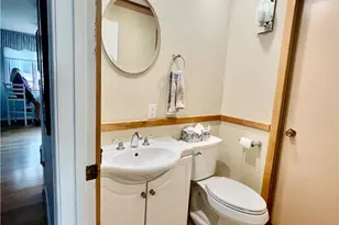 106 Swinburne Row, Newport, RI 02840 - Photo 13