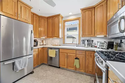 111 Beechcrest Street, Warwick, RI 02888 - Photo 7