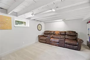 111 Beechcrest St, Warwick, RI 02888 - Photo 21