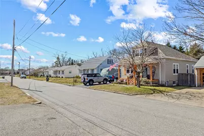 61 McAloon Street, Pawtucket, RI 02861 - Photo 33