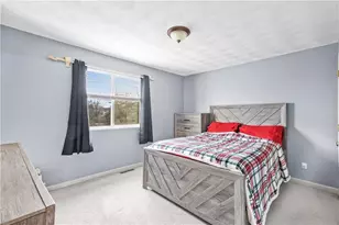 12 Railroad Row, Warwick, RI 02886 - Photo 11