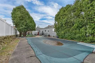 33 Achille St, Woonsocket, RI 02895 - Photo 31