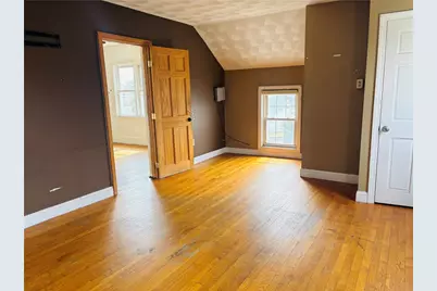 527 Laurel Hill Avenue, Cranston, RI 02920 - Photo 19