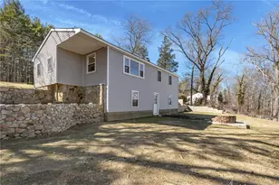 689 Knotty Oak Rd, Coventry, RI 02816 - Photo 27