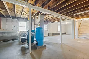 689 Knotty Oak Rd, Coventry, RI 02816 - Photo 23