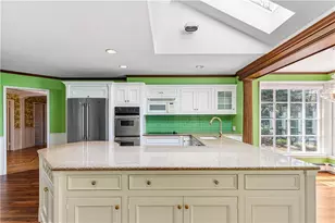 28 S Hill Dr, Cranston, RI 02920 - Photo 21
