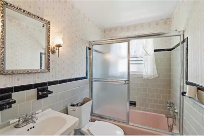 128 Clifford Street, Pawtucket, RI 02860 - Photo 21