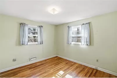 128 Clifford Street, Pawtucket, RI 02860 - Photo 15