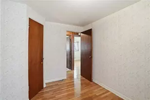 128 Clifford St, Pawtucket, RI 02860 - Photo 23