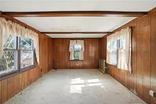 128 Clifford St, Pawtucket, RI 02860 - Photo 13