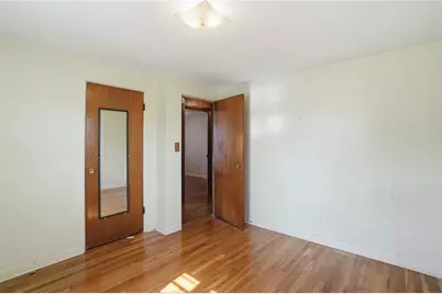 128 Clifford Street, Pawtucket, RI 02860 - Photo 17