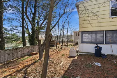 128 Clifford Street, Pawtucket, RI 02860 - Photo 3