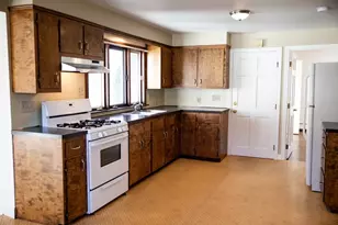 11 Milk St, Bristol, RI 02809 - Photo 3