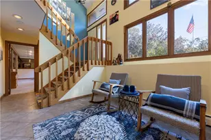 8 Robin Dr, North Kingstown, RI 02852 - Photo 29