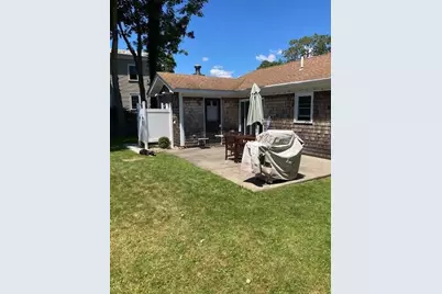 39 Grafton Street, Newport, RI 02840 - Photo 11