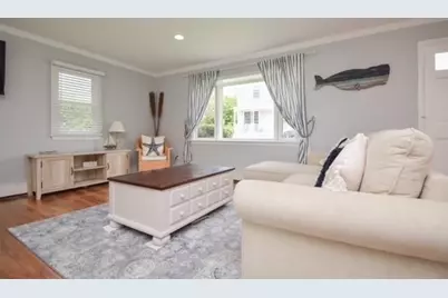 39 Grafton Street, Newport, RI 02840 - Photo 7